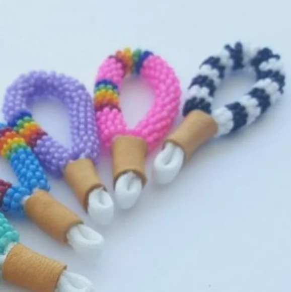 Mini beaded keychains - Picture 2 of 4